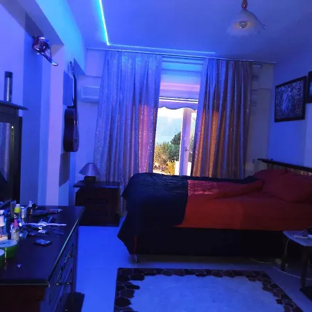 Gunluk Kiralik Ev 2+1 Deniz Manzarali Apartament *